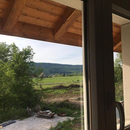 La Chambre Des Bobines Montigny-sur-l'Ain Exterior foto